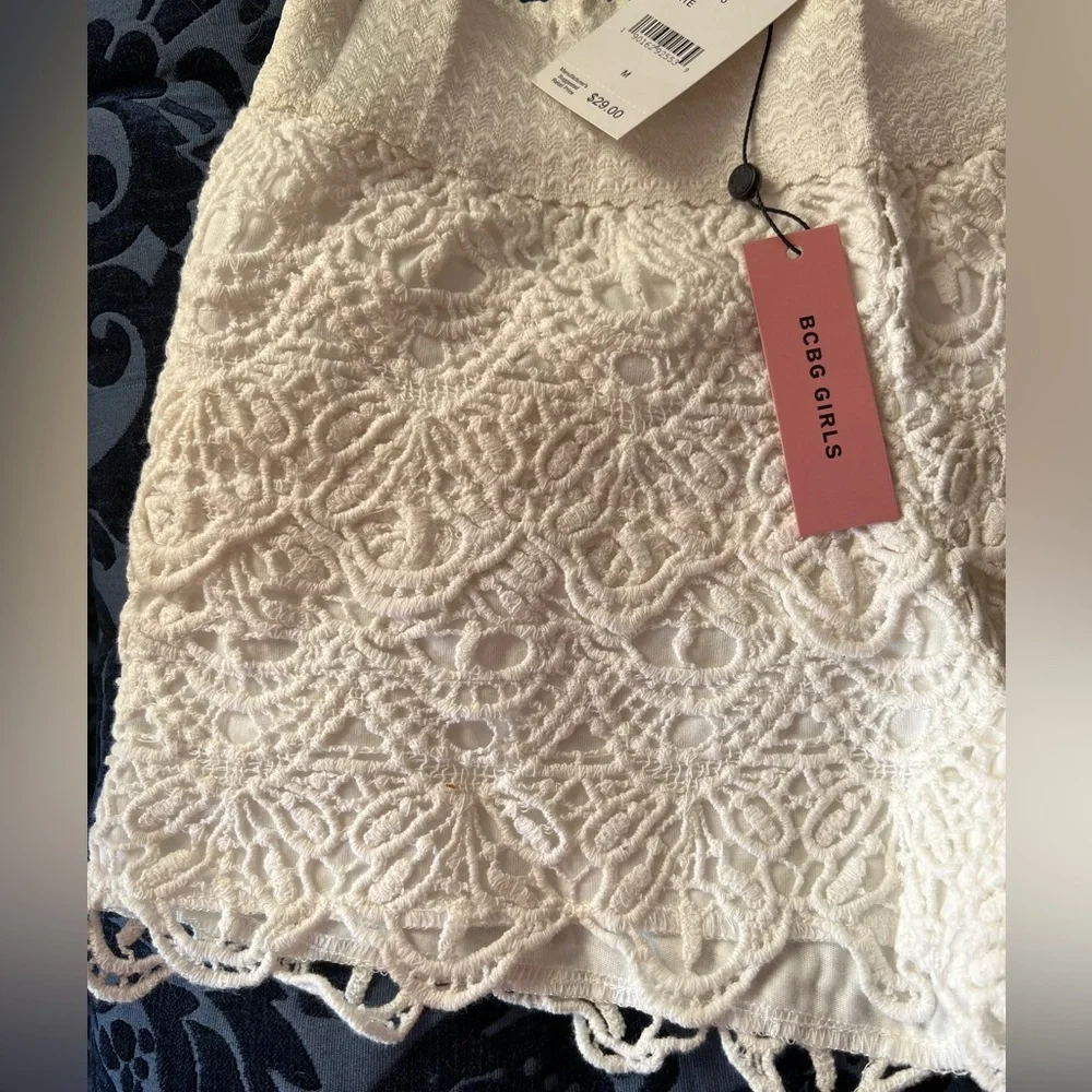 BCBG waistband white lace